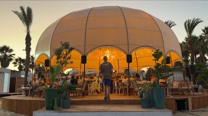 LA DOME BEACH CLUB HOTEL NAHRAWESS